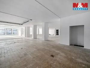 Pronájem skladu, Hronov - Zbečník, 780 m2
