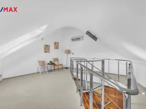 Prodej bytu 5+kk, Praha - Dolní Měcholupy, Za kovárnou, 219 m2