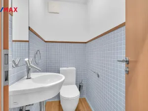 Prodej bytu 5+kk, Praha - Dolní Měcholupy, Za kovárnou, 219 m2