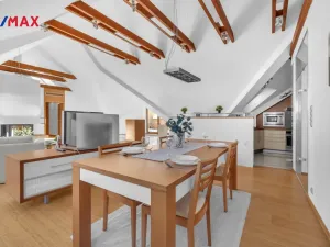 Prodej bytu 5+kk, Praha - Dolní Měcholupy, Za kovárnou, 219 m2