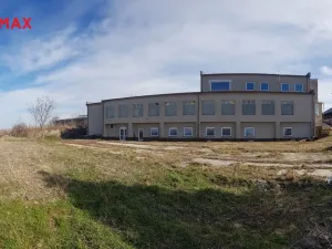 Prodej výrobních prostor, Uherčice, 1500 m2