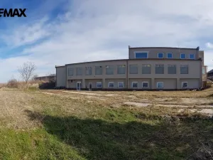 Prodej výrobních prostor, Uherčice, 1500 m2