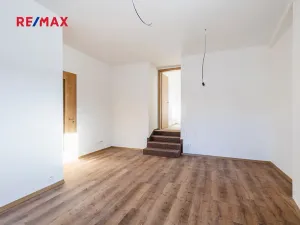 Prodej bytu 2+kk, Svoboda nad Úpou, Nádražní, 36 m2