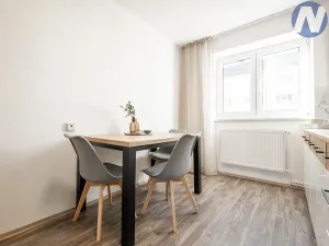 Prodej bytu 2+1, Volary, Revoluční, 53 m2