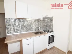 Pronájem bytu 2+1, Klášterec nad Ohří, Václava Řezáče, 57 m2