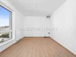 Pronájem bytu 1+kk, České Budějovice, Hálkova, 24 m2