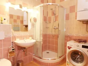 Pronájem bytu 2+1, Karlovy Vary, Kolmá, 55 m2