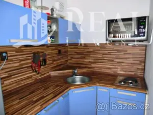 Pronájem bytu 1+kk, Chomutov, Březenecká, 24 m2