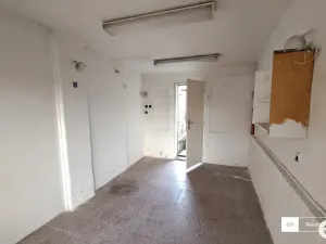 Pronájem obchodního prostoru, Praha - Horní Počernice, Náchodská, 13 m2