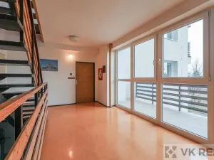 Prodej bytu 2+1, Praha - Hlubočepy, Devonská, 62 m2