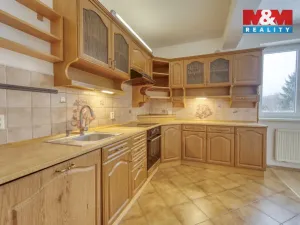 Prodej bytu 3+1, Město Touškov, Partyzánská, 81 m2