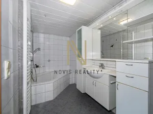 Prodej vícegeneračního domu, Regen,Německo, 213 m2