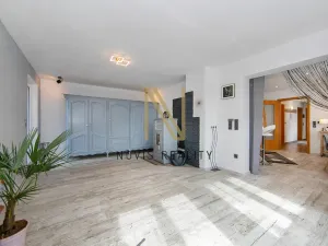 Prodej vícegeneračního domu, Regen,, Německo, 213 m2