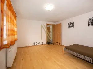 Prodej vícegeneračního domu, Regen,, Německo, 213 m2