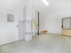 Pronájem kanceláře, Plzeň, Klatovská třída, 37 m2