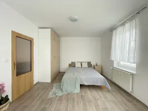 Pronájem bytu 2+kk, Olomouc - Slavonín, Topolová, 56 m2