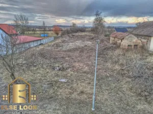 Prodej pozemku, Dolní Roveň - Komárov, 4457 m2