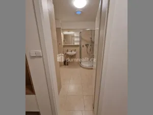 Pronájem bytu 2+kk, Praha - Hostavice, U Hostavického potoka, 49 m2