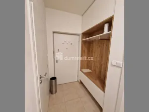 Pronájem bytu 2+kk, Praha - Hostavice, U Hostavického potoka, 49 m2