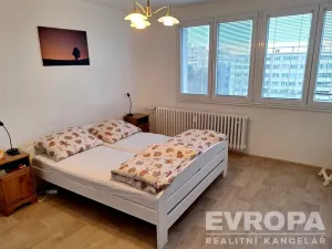 Pronájem bytu 3+kk, Pardubice, Jiřího Tomana, 61 m2