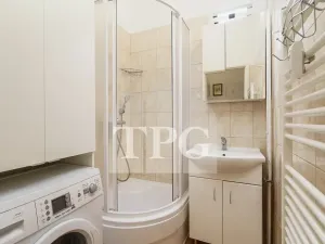 Pronájem bytu 2+1, Praha - Smíchov, Stroupežnického, 48 m2