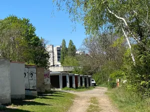 Prodej garáže, Praha, Družstevní ochoz, 18 m2