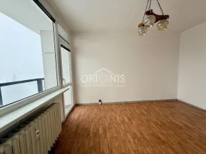 Pronájem bytu 1+1, Chomutov, Březenecká, 36 m2