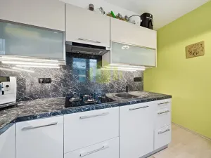 Prodej bytu 3+1, Olomouc, Kmochova, 60 m2