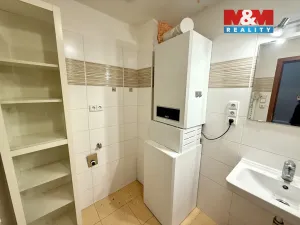 Pronájem atypického bytu, Žatec, Žižkovo náměstí, 100 m2