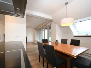 Pronájem bytu 5+kk, Praha - Hrdlořezy, Mezilehlá, 141 m2