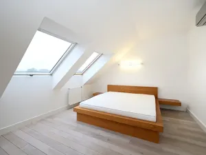 Pronájem bytu 5+kk, Praha - Hrdlořezy, Mezilehlá, 141 m2