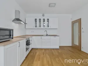 Pronájem bytu 2+kk, Praha - Libeň, Vojenova, 63 m2