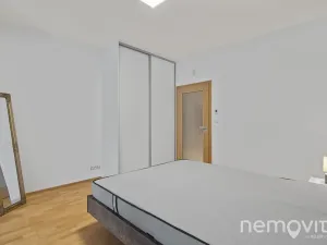 Pronájem bytu 2+kk, Praha - Libeň, Vojenova, 63 m2