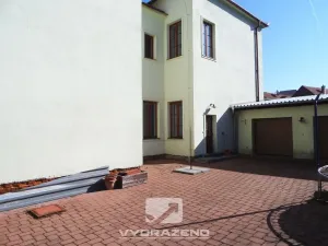 Prodej rodinného domu, Dolní Kounice, Hlavní, 400 m2