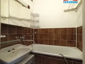 Prodej bytu 3+1, Jeseník, Zeyerova, 66 m2