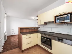 Pronájem bytu 3+kk, Praha - Záběhlice, Na Chodovci, 68 m2