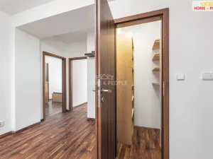 Pronájem bytu 3+kk, Praha - Záběhlice, Na Chodovci, 68 m2