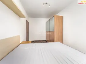 Pronájem bytu 3+kk, Praha - Záběhlice, Na Chodovci, 68 m2