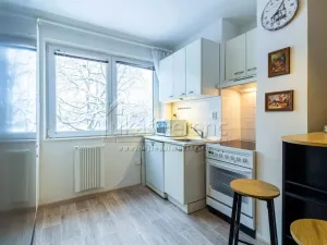 Pronájem bytu 3+1, Milovice - Mladá, Spojovací, 67 m2