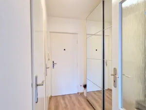 Pronájem bytu 1+kk, Praha - Záběhlice, Narcisová, 25 m2