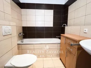 Pronájem bytu 1+1, Zlín, Dlouhá, 36 m2