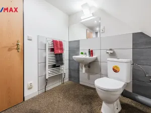 Prodej rodinného domu, Desná - Desná II, K Parlamentu, 180 m2