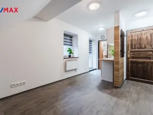 Prodej rodinného domu, Desná - Desná II, K Parlamentu, 180 m2