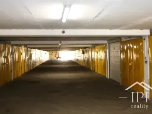 Pronájem garáže, Praha - Libeň, U Slovanky, 18 m2