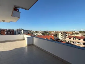 Prodej bytu 3+kk, Drač, 137 m2