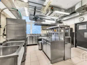 Pronájem restaurace, Praha - Čakovice, Theinova, 187 m2