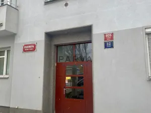 Pronájem bytu 1+kk, Praha - Vysočany, Kolbenova, 28 m2