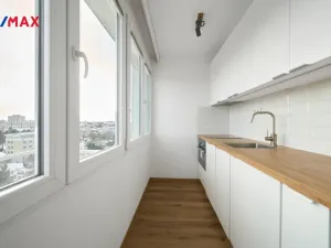 Prodej bytu 1+kk, Hradec Králové - Slezské Předměstí, Severní, 28 m2