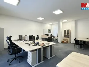 Pronájem kanceláře, Mladá Boleslav, Koněvova, 405 m2