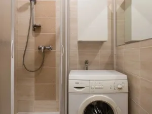 Prodej bytu 2+1, Praha - Malešice, Počernická, 54 m2